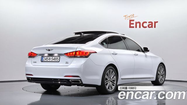 Genesis G80 2018 — photo 2