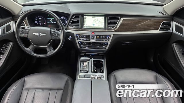 Genesis G80 2018 — photo 10