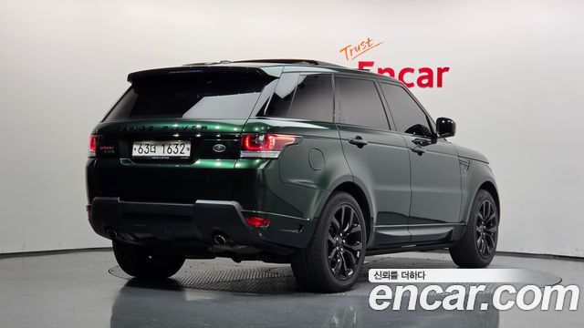 Land Rover Range Rover Sport 2016 — photo 2