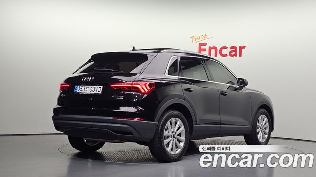 Audi Q3 2025 — photo 2