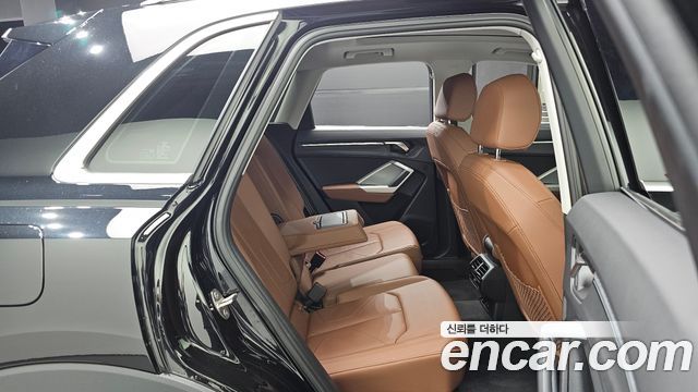 Audi Q3 2025 — photo 17