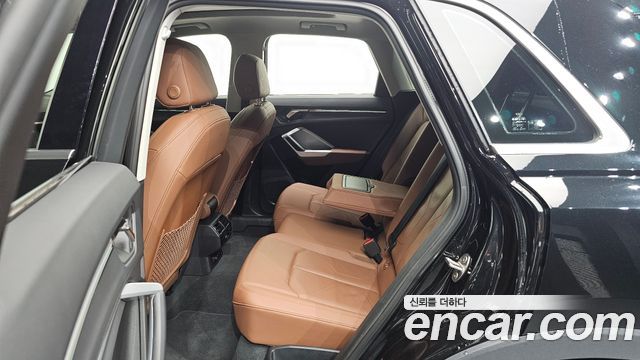 Audi Q3 2025 — photo 18