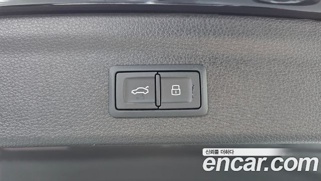 Audi Q3 2025 — photo 22