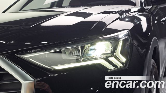 Audi Q3 2025 — photo 8