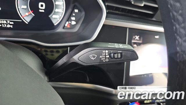 Audi Q3 2025 — photo 27