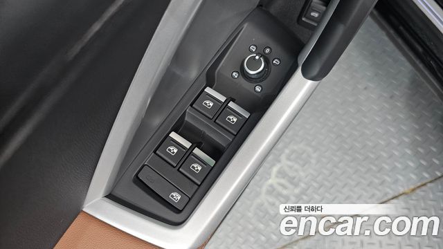 Audi Q3 2025 — photo 29