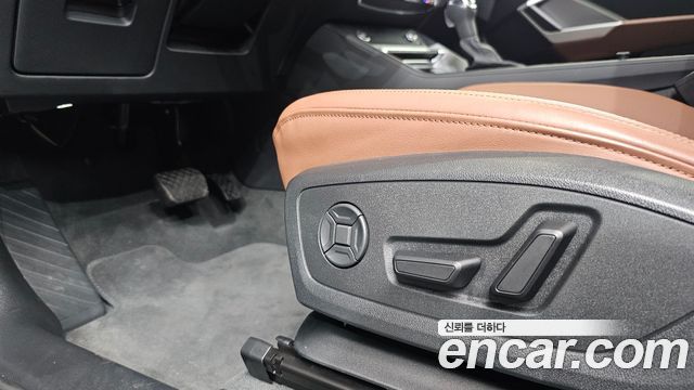 Audi Q3 2025 — photo 31