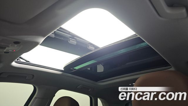 Audi Q3 2025 — photo 32