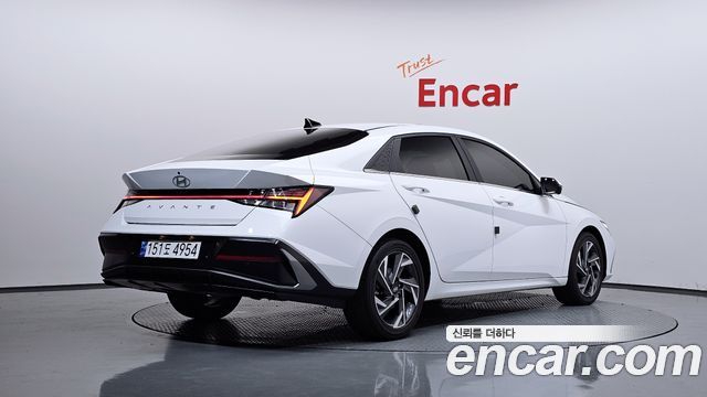 Hyundai AVANTE 2024 — photo 2