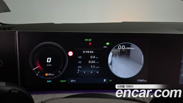 Hyundai Santafe 2025 — photo 11