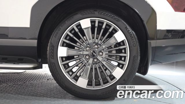 Hyundai Santafe 2025 — photo 7