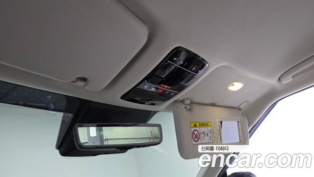 Hyundai Santafe 2025 — photo 30