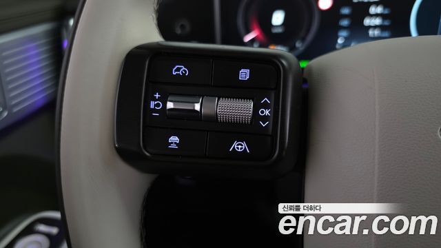 Hyundai Santafe 2025 — photo 34