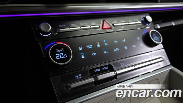 Hyundai Santafe 2025 — photo 37