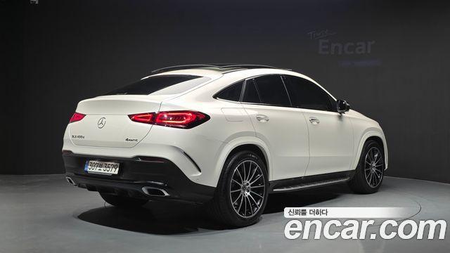 Mercedes-Benz GLE-Class 2022 — photo 2