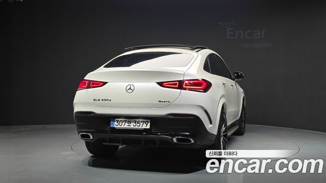 Mercedes-Benz GLE-Class 2022 — photo 4