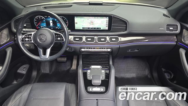 Mercedes-Benz GLE-Class 2022 — photo 10
