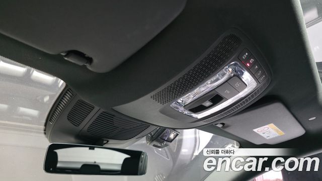 Mercedes-Benz GLE-Class 2022 — photo 26