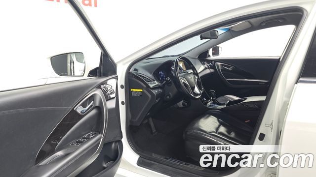 Hyundai Grandeur 2015 — photo 13