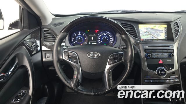 Hyundai Grandeur 2015 — photo 19