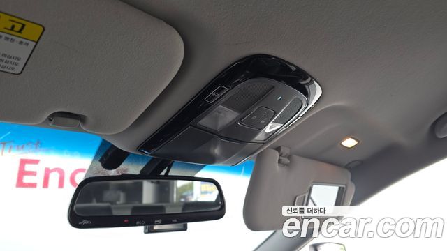 Hyundai Grandeur 2015 — photo 24