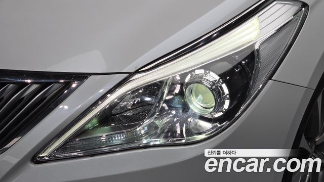 Hyundai Grandeur 2015 — photo 8