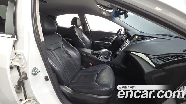 Hyundai Grandeur 2015 — photo 16