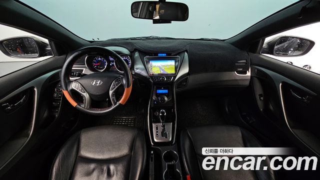 Hyundai AVANTE 2013 — photo 10