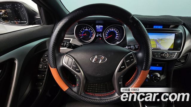 Hyundai AVANTE 2013 — photo 17