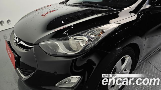 Hyundai AVANTE 2013 — photo 8