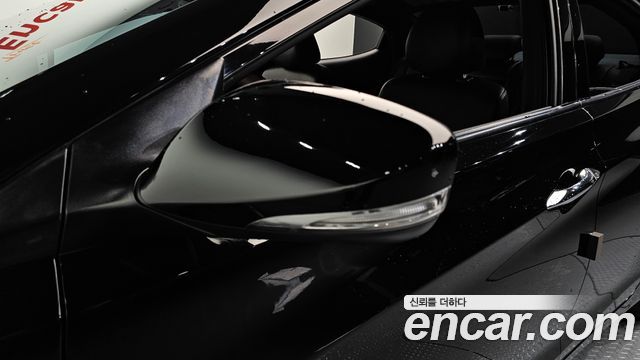 Hyundai AVANTE 2013 — photo 33