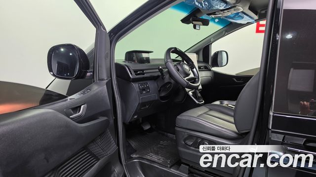 Hyundai Staria 2024 — photo 10