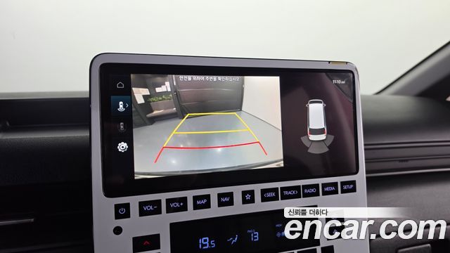 Hyundai Staria 2024 — photo 14
