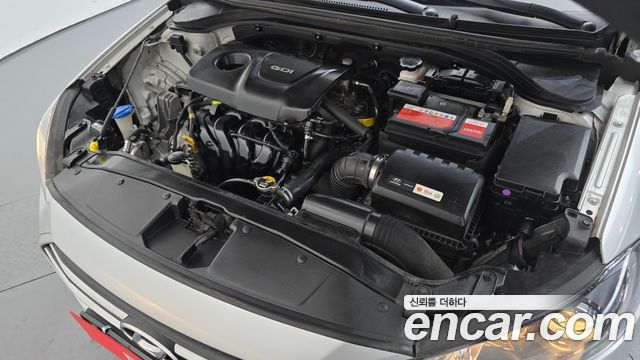 Hyundai AVANTE 2017 — photo 6