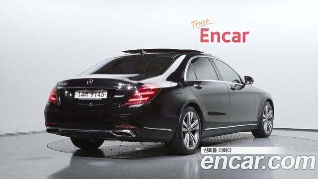 Mercedes-Benz S-Class 2018 — photo 2