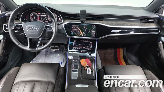 Audi A7 2020 — photo 10