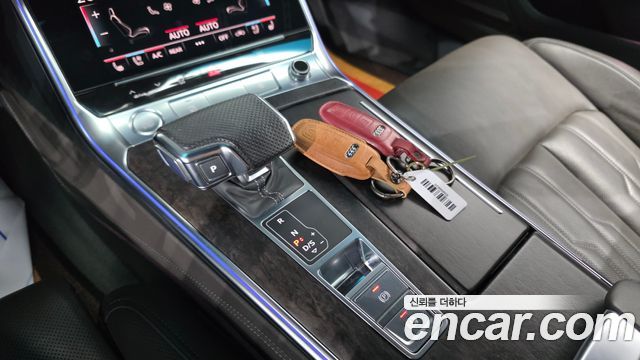 Audi A7 2020 — photo 12