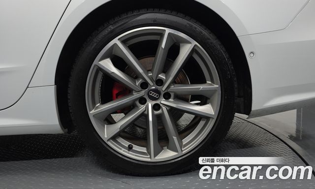Audi A7 2020 — photo 7