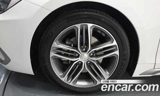 Hyundai Grandeur 2017 — photo 5