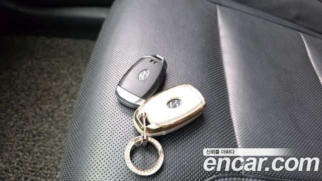 Hyundai Grandeur 2017 — photo 27