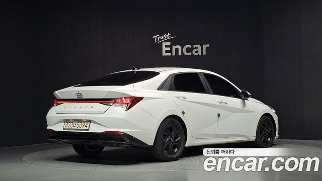 Hyundai AVANTE 2022 — photo 2