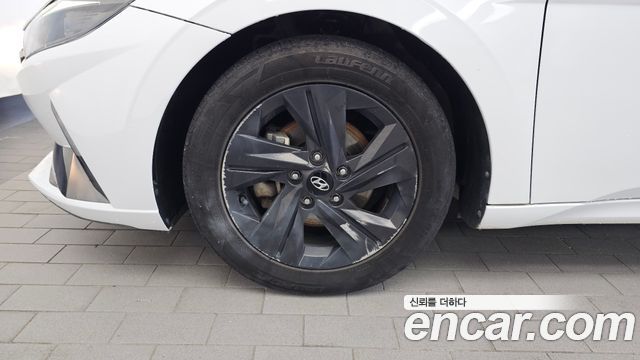 Hyundai AVANTE 2022 — photo 5