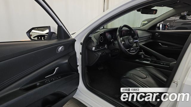 Hyundai AVANTE 2022 — photo 10