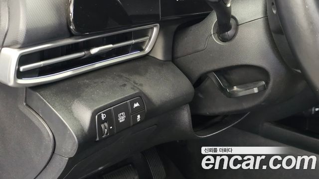 Hyundai AVANTE 2022 — photo 18