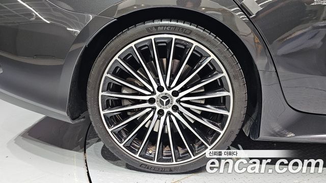 Mercedes-Benz CLS-Class 2022 — photo 5