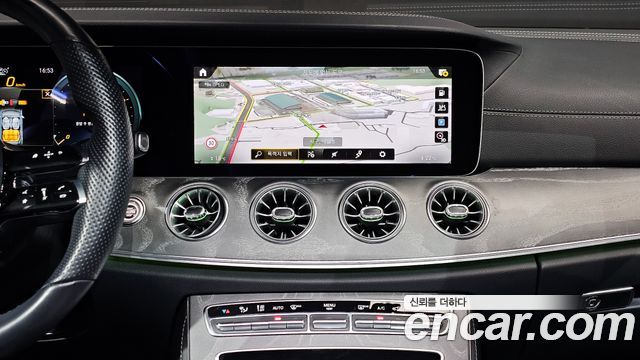 Mercedes-Benz CLS-Class 2022 — photo 20