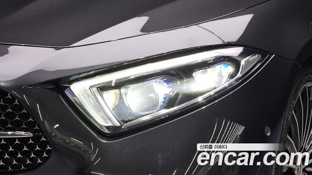 Mercedes-Benz CLS-Class 2022 — photo 8