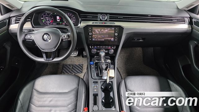 Volkswagen Arteon 2019 — photo 10