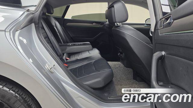 Volkswagen Arteon 2019 — photo 17