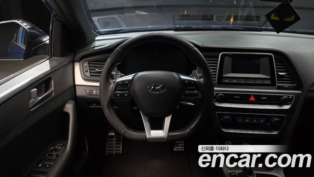 Hyundai Sonata 2018 — photo 13